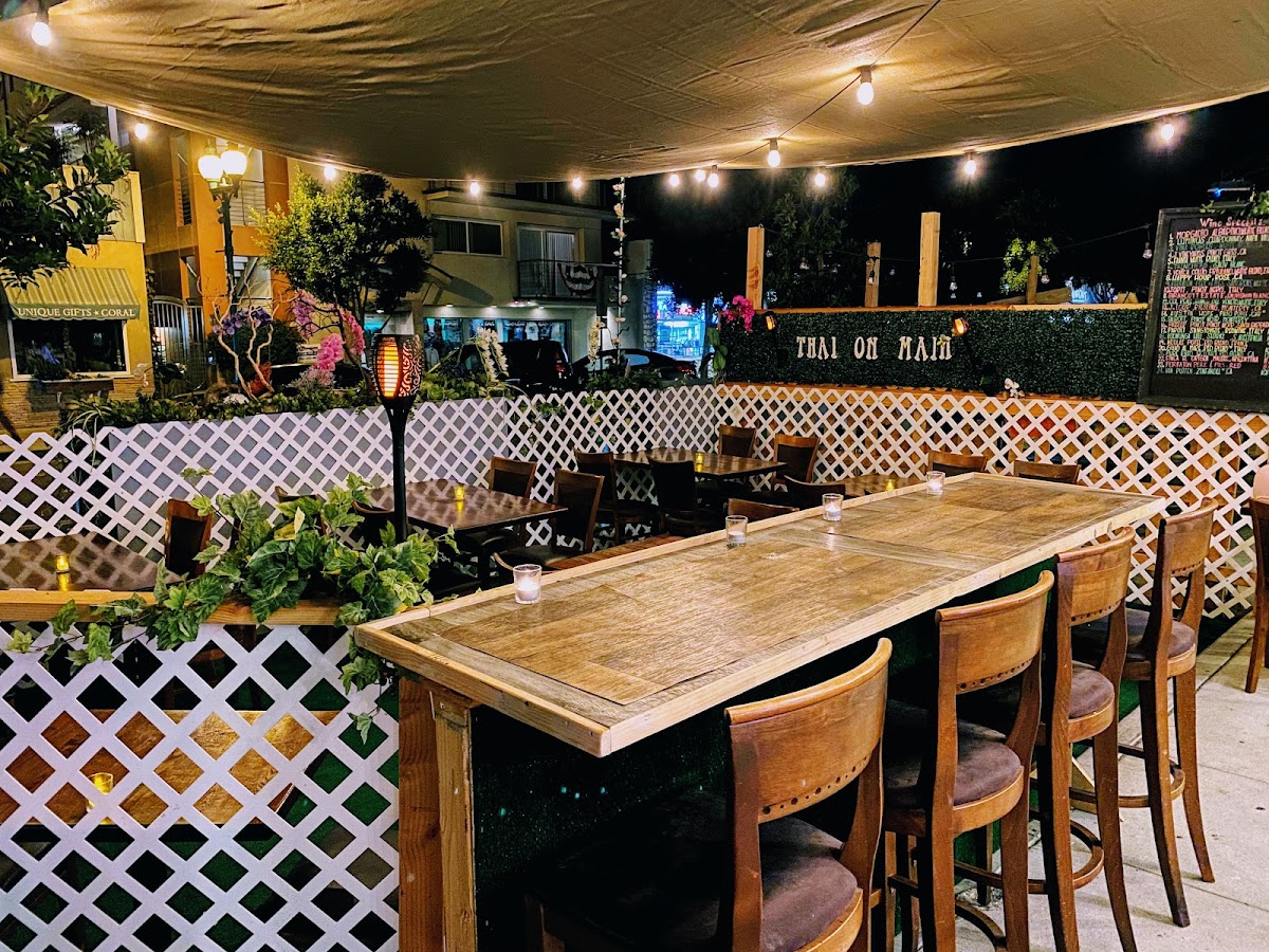 Thai On Main